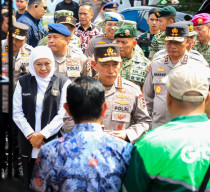 Kapolri Pimpin Apel Bersama 4.425 Ojol Jogo Jatim