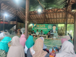 Warga Sidayu Gresik Keluhkan Jalan Rusak, Minimnya Pemberdayaan, dan Ancaman Pemotongan Siltap dalam Reses Imron Rosyadi