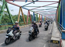 Cari Aman Saat Sunmori ke Cangar di Musim Hujan, Ini Tips dari MPM Honda Jatim