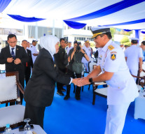 Gubernur Khofifah Hadiri Peringatan Hari Armada RI Ke-80, Apresiasi Kontribusi TNI AL dalam Misi Kemanusiaan dan Ketahan