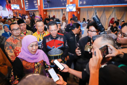 Gubernur Khofifah Ajak Masyarakat Kepulauan Riau Asal Jatim Guyub Rukun Berpartisipasi dalam Pembangunan Daerah