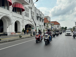 Menutup Tahun Baru dengan Berwisata Aman ke Pantai, Pengendara Diimbau Cari Aman di Jalur Menantang