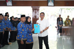 385 PPPK Bojonegoro Terima Perpanjangan Kontrak, Bupati Setyo Wahono: Jangan Hanya Gugurkan Kewajiban