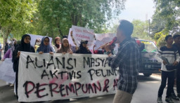 Kasus Dugaan Pencabulan Anak di Sumenep Memanas, Keluarga Korban Demo Polres