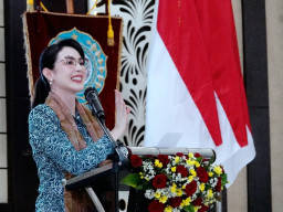 Ketua TP PKK Jatim Arumi Bachsin Ajak Siswa SMA/SMK Jadi Generasi Cakap Digital