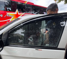 Kaca Mobil Dilempari di Duduksampeyan Gresik, Pelaku Diduga ODGJ