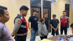 Polisi Gerebek Kamar Kos di Sumenep, Sita Serbuk Putih dan Amankan Dua Anak Muda