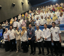 Lewat Nobar Film Edukatif, Pelajar Gresik Diedukasi Bahaya Cyberbullying