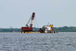 KSOP Tanjung Wangi  Batasi Aktivitas Kapal di Selat Bali