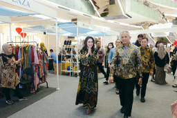 Arumi Bachsin Dorong Pengembangan Modest Fashion Lokal Berdaya Saing Global Melalui NUMOFES 2026