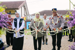Gubernur Khofifah dan Kapolda Jatim Resmikan Gedung Sarpras SMAN 2 Taruna Bhayangkara