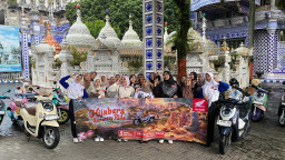 Hijabers Malang Ngabuburide Seru Bersama Honda Scoopy, City Rolling Cantik Hingga Masjid Tiban
