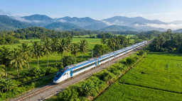 Proyek Elektrifikasi Kereta Malaysia Rampung Lebih Cepat, PLN Group Perkuat Taji di Pasar Internasional