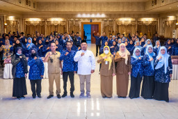 148 Pendamping PKH Gresik Resmi Jadi PPPK, Bupati Yani Minta Tingkatkan Pelayanan ke Masyarakat