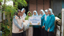 YBM PLN Salurkan 100 Paket Sembako untuk Dhuafa di Kabupaten Semarang Saat Ramadan
