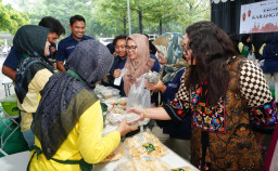 Petrokimia Gresik Gelar Bazar Ramadan LONTAR, Dorong UMKM Sekitar Perusahaan Naik Kelas