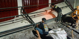Atap Teras KDMP Desa Padang Ambruk, Diduga Tak Kuat Menahan Terpaan Angin