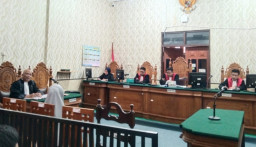 Sidang Kredit Pensiun di BRI Sumenep: Keterangan Saksi Saling Berseberangan