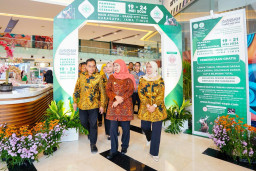 Buka Surabaya Hospital Expo XX 2026, Gubernur Khofifah Dorong RS di Jatim Adaptif AI dan Teknologi Kesehatan