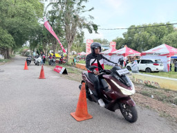 Hadirkan Musik Tong-Tong hingga Motor Listrik, Honda Premium Matic Day di Sumenep Sedot Perhatian Warga