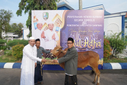 Gelar Salat Id Bersama Forkopimda, Bupati Sampang Ingatkan Kesetaraan Umat di Hadapan Allah SWT