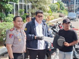 Polres Gresik Ungkap Lima Kasus Kriminal, Korban Apresiasi Barang Berharga Berhasil Dikembalikan