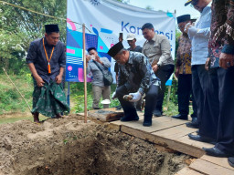 Menteri Abdul Mu’ti Resmikan Pembangunan Jembatan di Sampang untuk Permudah Akses Pelajar