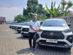 Menjajal Keiritan Toyota Veloz Hybrid Q TSS Modellista di Tanjakan Bromo