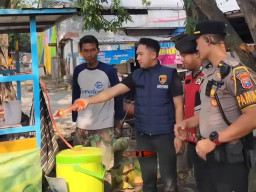 Nyaru Pembeli, Uang Pedagang Es di Lamongan Disikat Pelaku