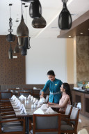 Promo Kamar Amayzing, Staycation Nyaman di Hotel Santika Gresik