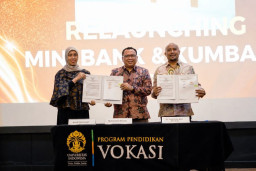 CIMB Niaga Dukung Program Vokasi UI dengan Laboratorium Mini Banking Terkini