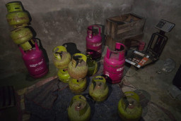 Polres Jombang Ungkap Praktik Ilegal Pengoplosan LPG Subsidi, Dua Orang Diamankan