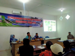 Tingkatkan Produksi, Puluhan Pembudidaya Ikan Lele Ikuti Pembinaan di Dinas Perikanan Sampang