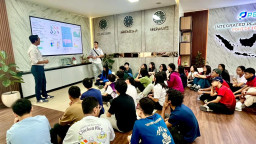 Queensway Secondary School Singapura Pelajari Operasi Green & Smart Port di PT Terminal Teluk Lamong