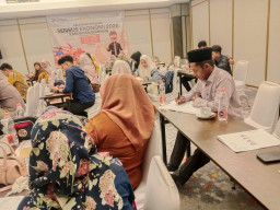 Tak Kooperatif dan Tidak Transparan, Mahasiswa dan Pemuda Janji Laporkan BPS Sampang ke Pusat