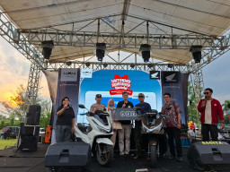 Apresiasi Loyalitas, MPM Honda Jatim Siapkan 6 Unit Honda PCX160 Khusus untuk Konsumen Banyuwangi