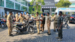 Tertibkan Aset Negara, Bapenda Lamongan Gelar Apel Fisik dan Pajak Kendaraan Dinas