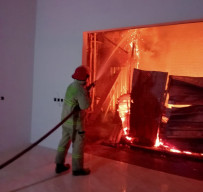 Gudang Material Proyek di Perumahan Argopuro Jember Terbakar, Penyebab Masih Diselidiki