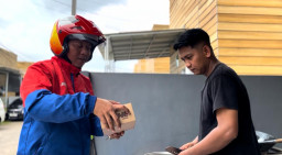 Menghemat Tenaga Pasien, JNE Antar Obat Langsung dari Rumah Sakit