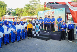 Tingkatkan Angka Harapan Hidup, Pemkab Lamongan Peringati HLUN ke-30 dengan Senam Ling Tien Kung dan Cek Kesehatan