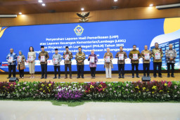 Raih Opini WTP Empat Tahun Beruntun, Wamenaker Minta Jajaran Kemnaker Jaga Akuntabilitas