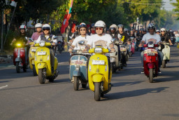 Rangkaian HJL ke-457 dan Hari Bhayangkara ke-80, Puluhan Scooterist Padati Lamongan Vespa Day 2026
