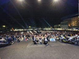 Ribuan Warga Malang Padati Public Exhibition New Honda Vario Evo 160 di Stadion Kanjuruhan
