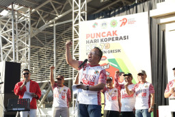 Hadiri Harkopnas ke-79, Wabup Gresik Tegaskan Koperasi Desa Merah Putih Tak Akan Matikan Toko Kelontong