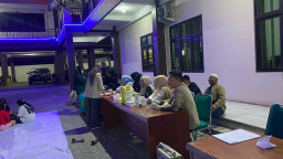 Dua Pramusaji Warung Kopi Terindikasi HIV dan Narkoba dalam Operasi Cipta Kondisi Satpol PP Gresik