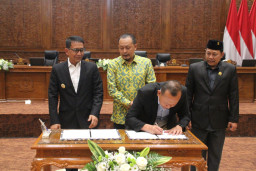 Bojonegoro Mantapkan Arah Pembangunan, Dua Perda Strategis Resmi Disahkan DPRD