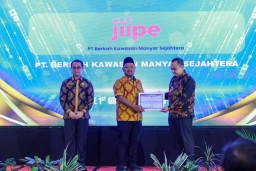 BKMS Raih Dua Penghargaan, JIIPE Gresik Diakui sebagai Kawasan Industri Penggerak Investasi Berkelanjutan