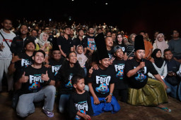 Gressmall Gresik Hadirkan Premiere Film FOUFO, Tretan Muslim hingga DJ Rara Sapa Penggemar