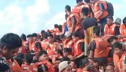 Breaking News! KM Mutiara Santosa Tujuan Makassar Terbakar di Perairan Sumenep