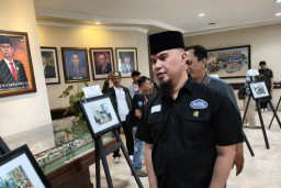 Ahmad Dhani Ingatkan Kemajuan Surabaya Jangan Gerus Seni dan Budaya
